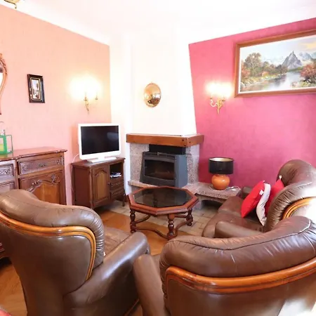 Maison De Charme Avec Jardin Et Terrasse, Proche Salers Et Puy Mary, Animaux Acceptes - Fr-1-742-165 *