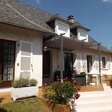 בית נופש Maison De Charme Avec Jardin Et Terrasse, Proche Salers Et Puy Mary, Animaux Acceptes - Fr-1-742-165 Pléaux