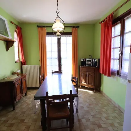 Maison De Charme Avec Jardin Et Terrasse, Proche Salers Et Puy Mary, Animaux Acceptes - Fr-1-742-165 בית נופש